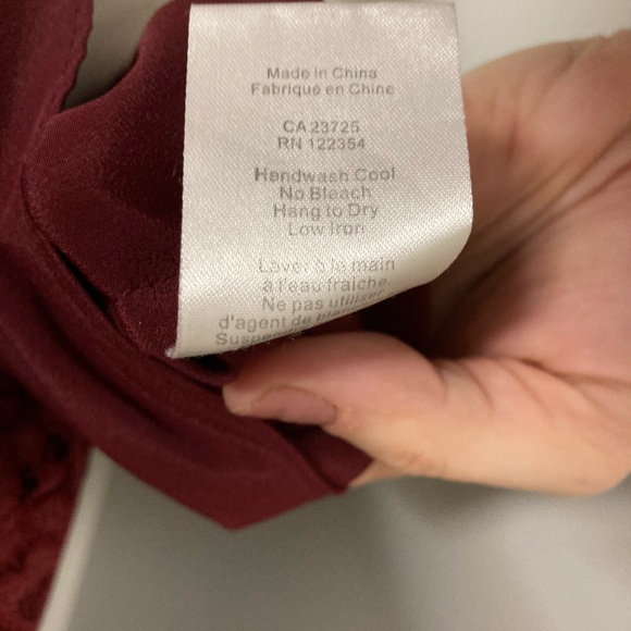 Aritzia - Talula - Wine Coloured Camisole w Lace details - M - Picture 5 of 5